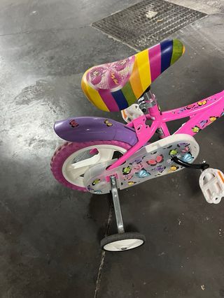 Bicicleta niña 12 pulgadas con ruedines