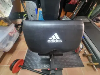 Máquina Multiestación Adidas