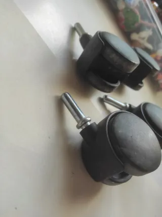 4 Ruedas Presión Muebles Negras