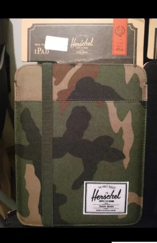 Funda Herschel para iPad Camuflaje