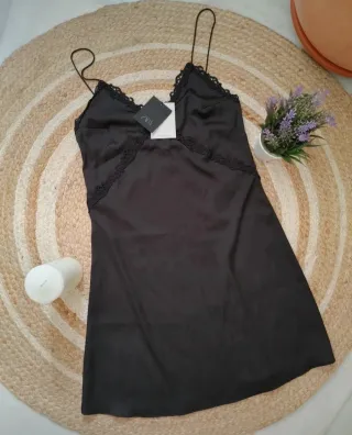 Pijama lencería Zara negro