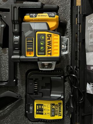 Nivel Láser Dewalt 12 Líneas
