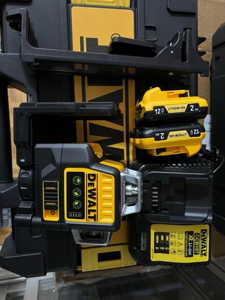 Nivel Láser Dewalt 12 Líneas