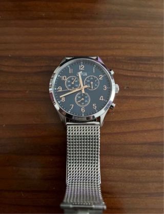 Reloj Lotus Azul y Plateado