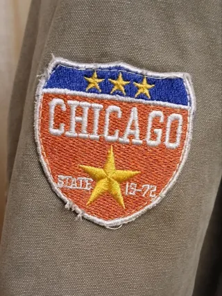 PARKA VERDE MILITAR DE HOMBRE DE  BRAVESOUL - XL.