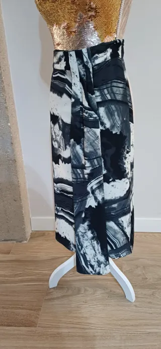 Falda Adolfo Dominguez Estampada