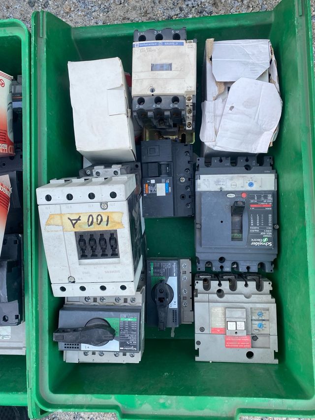 Interruptores Eléctricos Trifásicos