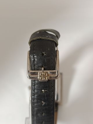 Reloj Givenchy Paris Cuadrado Negro y Plateado