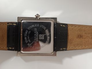 Reloj Givenchy Paris Cuadrado Negro y Plateado