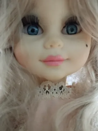 Bambola vintage da collezione