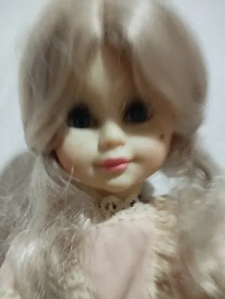 Bambola vintage da collezione