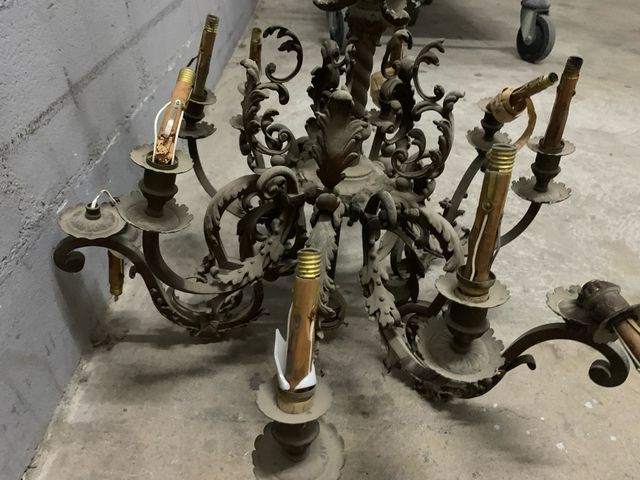 Lámpara de techo antigua