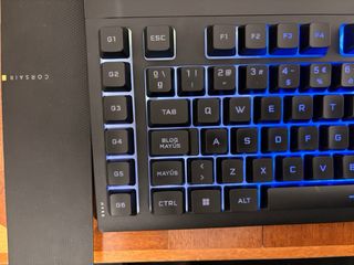 Teclado Gaming Corsair K55 RGB PRO