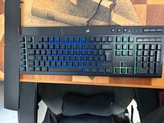 Teclado Gaming Corsair K55 RGB PRO