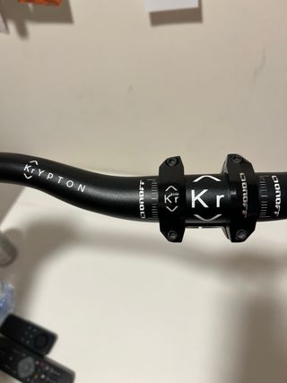 Manillar aluminio y puños Onoff