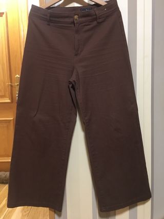 Pantalón vaquero recto ancho marrón