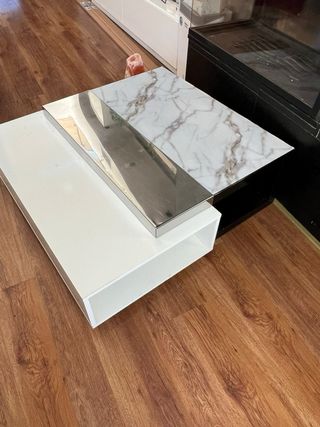 Mesa de centro moderna efecto mármol y metal