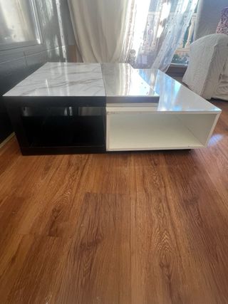 Mesa de centro moderna efecto mármol y metal