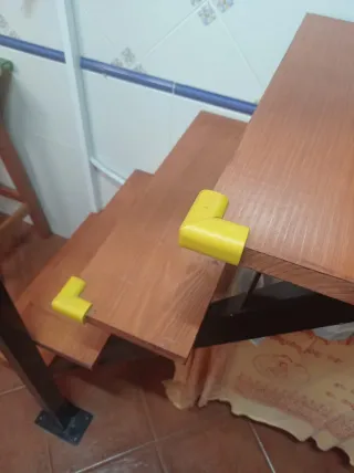 9 PELDAÑOS DE MADERA