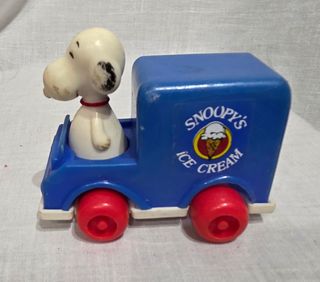 Snoopy Runner statuina vintage Aviva Toy Co.