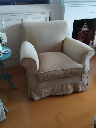 Pareja de sillones desenfundables beige