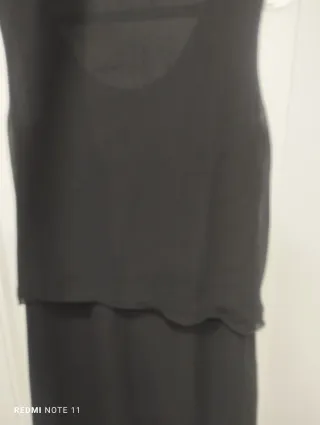 Vestido negro con pedrería