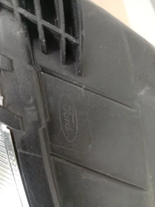 Faro Izquierdo Ford Transit 2016