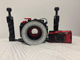 Cámara Olympus TG-6 + Carcasa y Aro de Luz