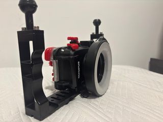 Cámara Olympus TG-6 + Carcasa y Aro de Luz