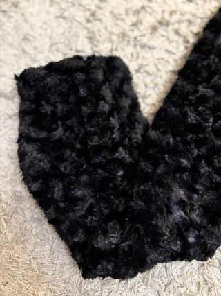 Conjunto Guantes y Bufanda Negra. talla única .