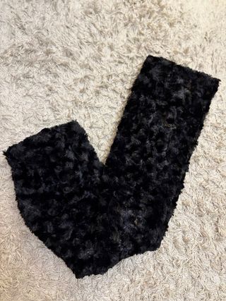 Conjunto Guantes y Bufanda Negra. talla única .