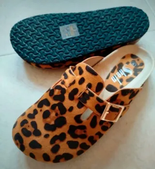 Zuecos Animal Print Shein Talla 38