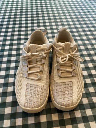 Zapatillas Under Armour Beige/Gris Mujer