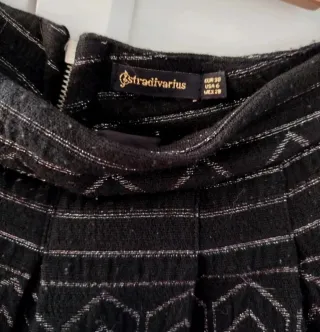 Falda Stradivarius Negra Talla 38