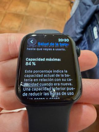 Apple Watch Series 8 45mm LTE con Teléfono