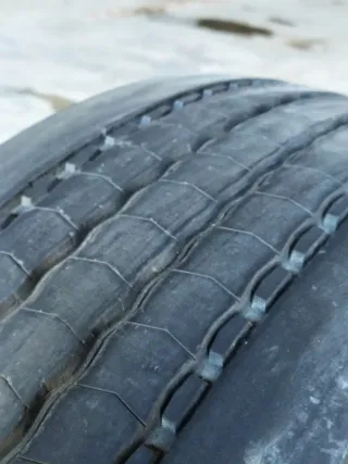 Neumáticos 315/80/22.5