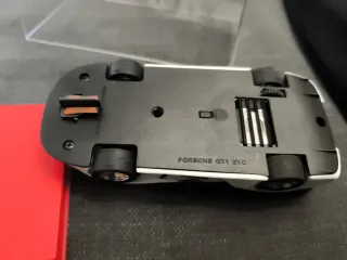 Coche Scalextric Vodafone