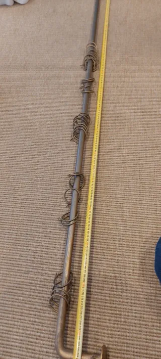 Barra de cortina de hierro