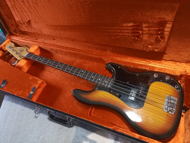 Cuerpo Fender Precision Bass 1975 Sunburst.