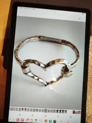 Pulsera Corazón Plateada