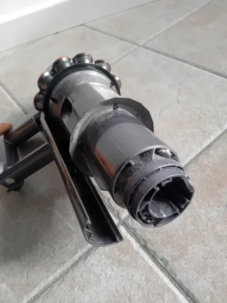 Dyson aspirapolvere v11