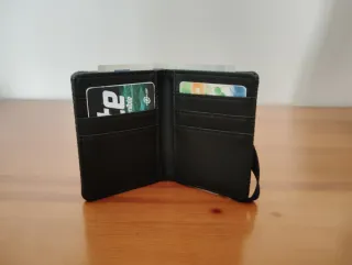 Cartera de hombre negra