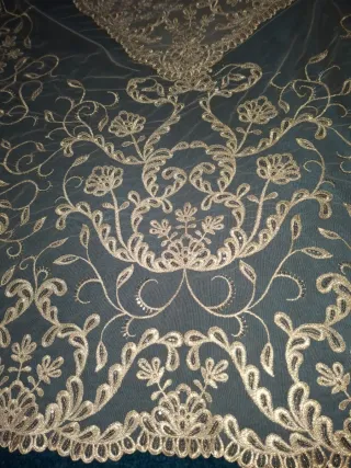 Manteletas plata bordadas nuevas