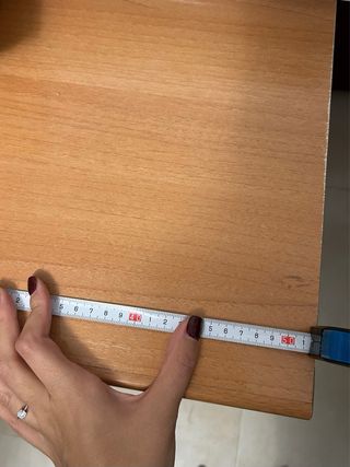 Cómoda de madera con 2 cajones