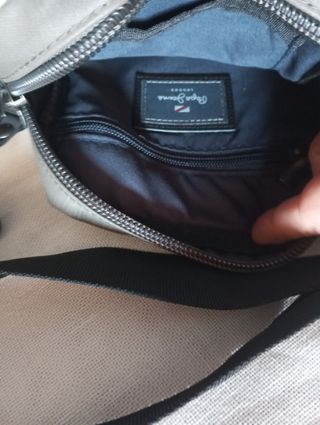 Bolso Pepe Jeans Negro y Gris