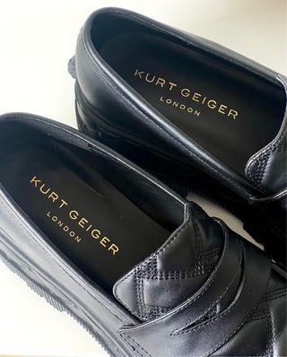 LIQUIDACIÓN: Kurt Geiger Loafers Plataforma Negros