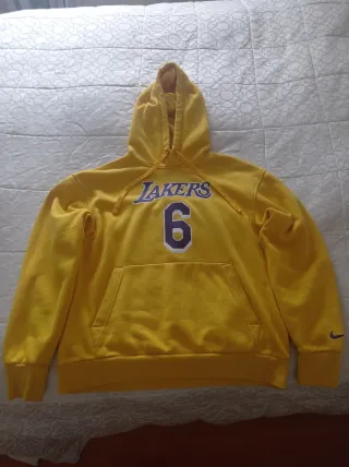 Sudadera Nike LeBron James 6 Amarilla