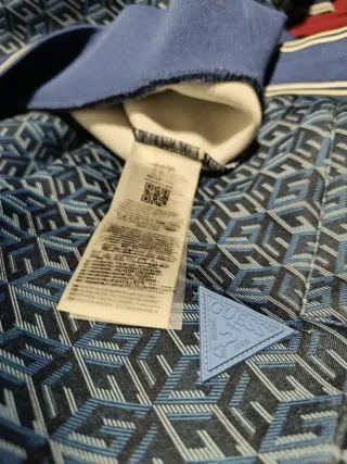 Conjunto deportivo Guess