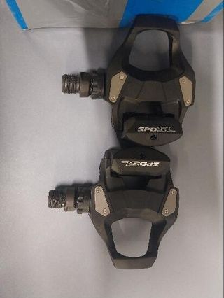 Pedales Shimano RS 500 automáticos