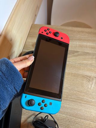 Nintendo Switch Azul y Rojo